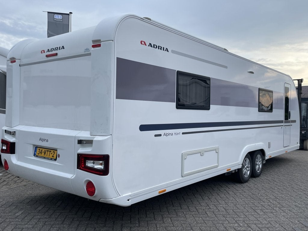 Adria Alpina 753 HT MOVER/SKYROOF/OVEN/VLOERVERWARMING, Caravans en Kamperen, Schokbreker, Rondzit, Bedrijf, Tot en met 3