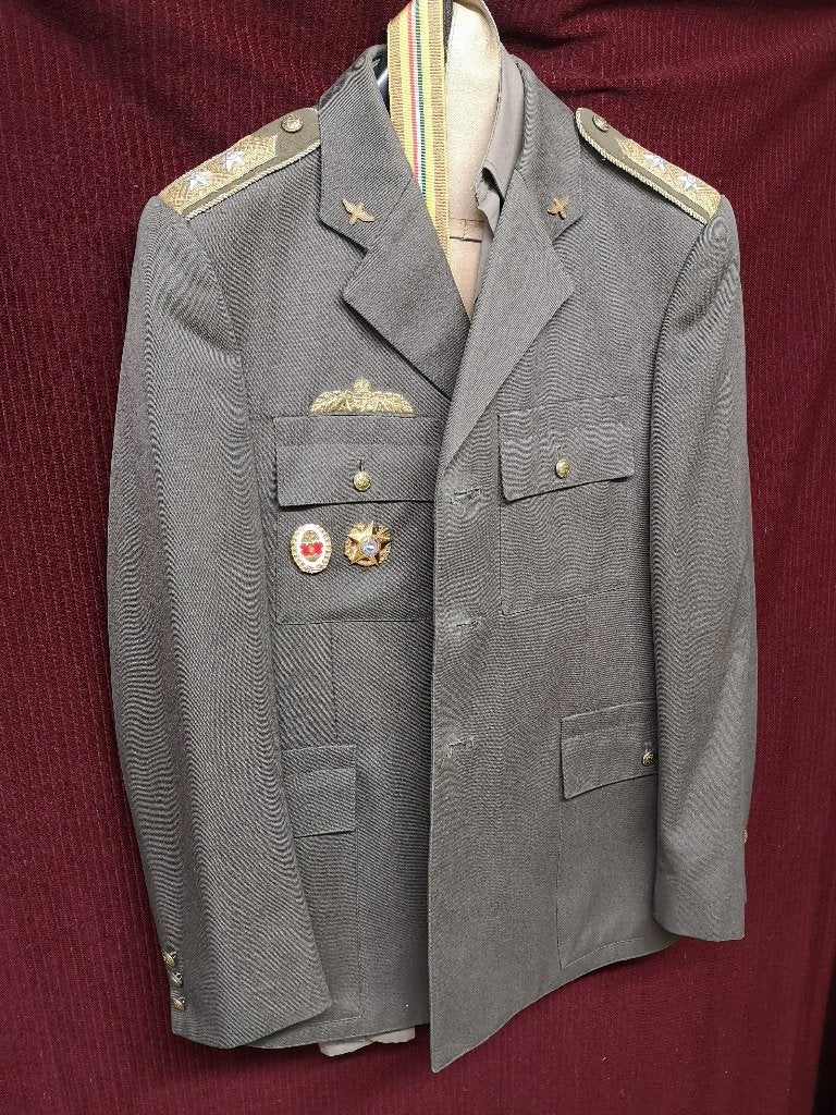 3x vintage militair uniform, Ophalen of Verzenden, Gedragen, Geen merk