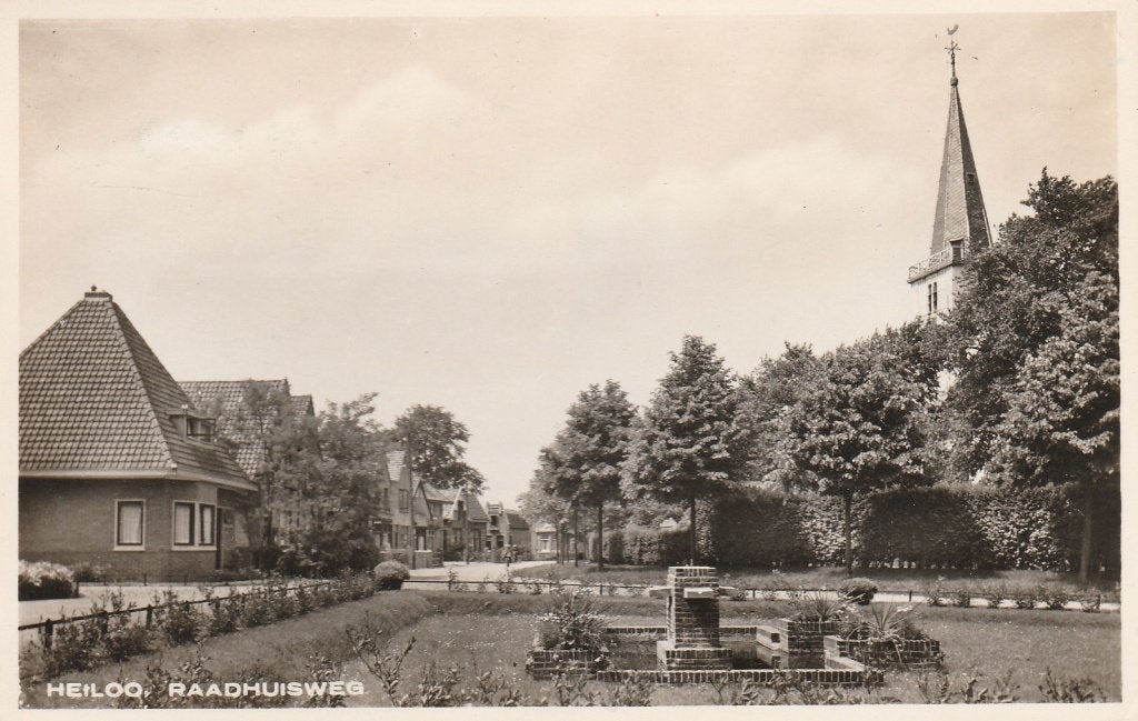 Heiloo      Raadhuisweg, Ophalen of Verzenden, 1940 tot 1960, Gelopen, Noord-Holland