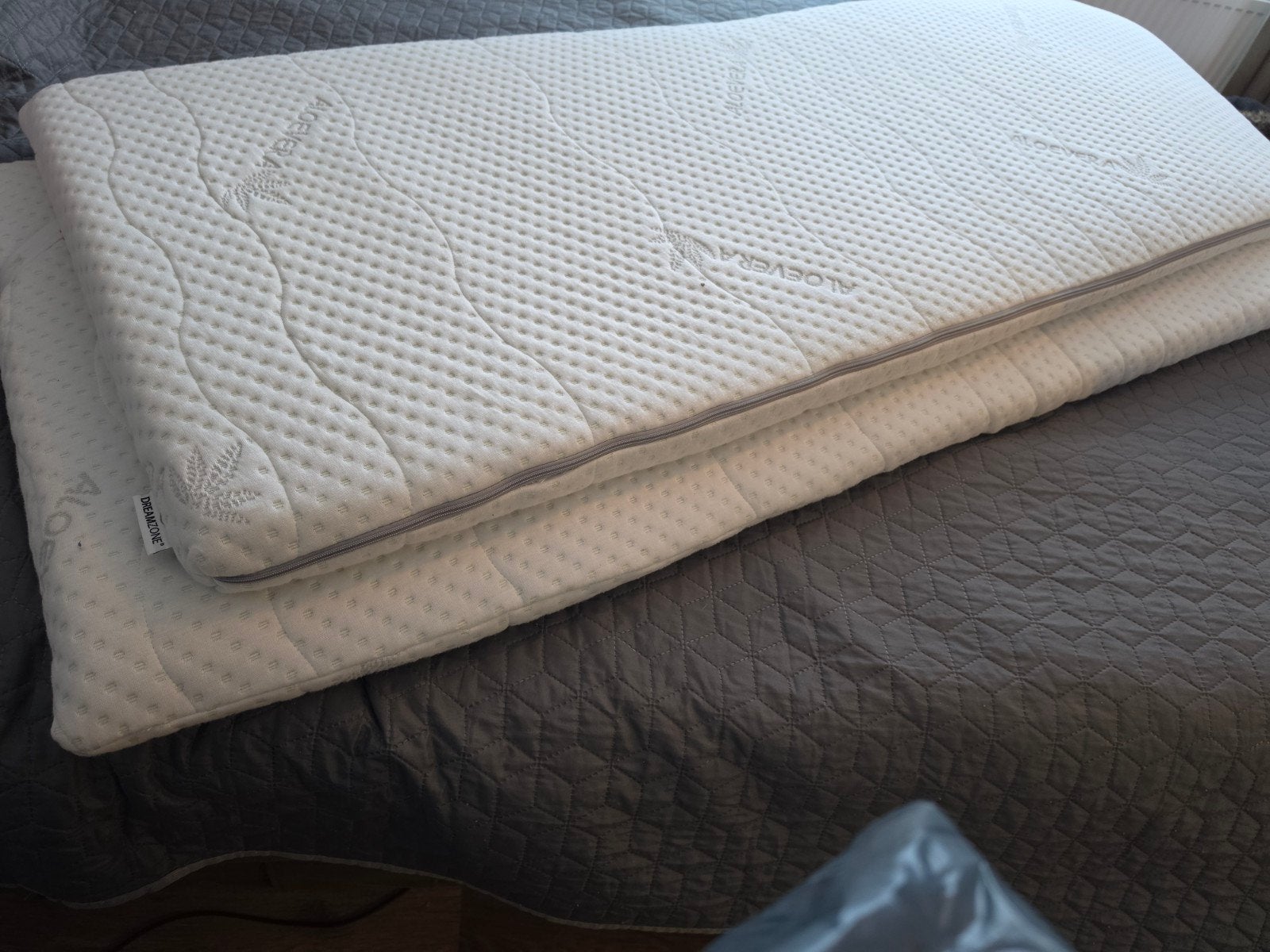 2 Stuks Dreamzone matras topper 70x200 cm, Ophalen, Zo goed als nieuw, Matras, 200 cm