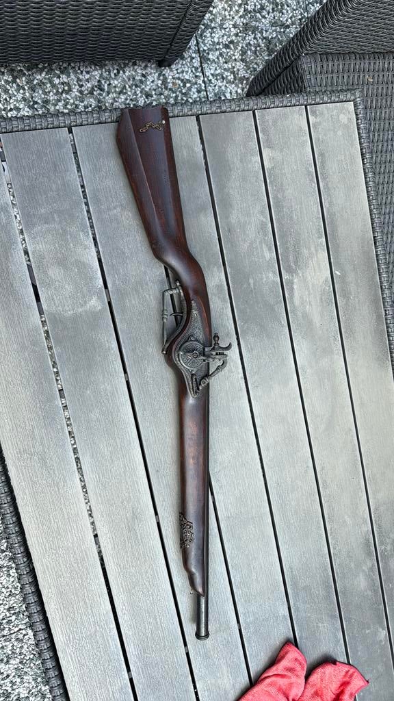 Antiek wapen, Ophalen of Verzenden