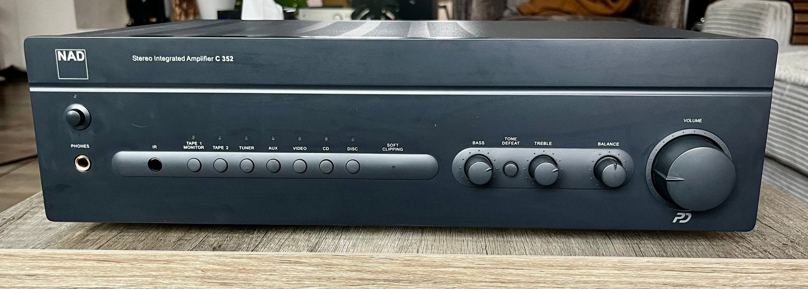 NAD C 352 Stereo Versterker + Remote - Als Nieuw!, Zo goed als nieuw, 120 watt of meer, Stereo, Ophalen