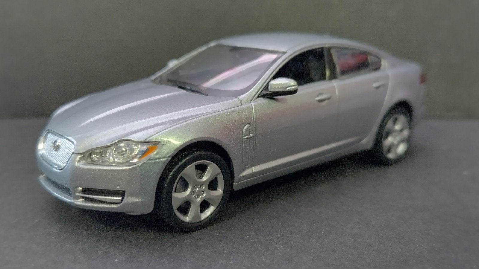 jaguar Xf 1:43 Welly Pol, Overige merken, Auto, Verzenden, .