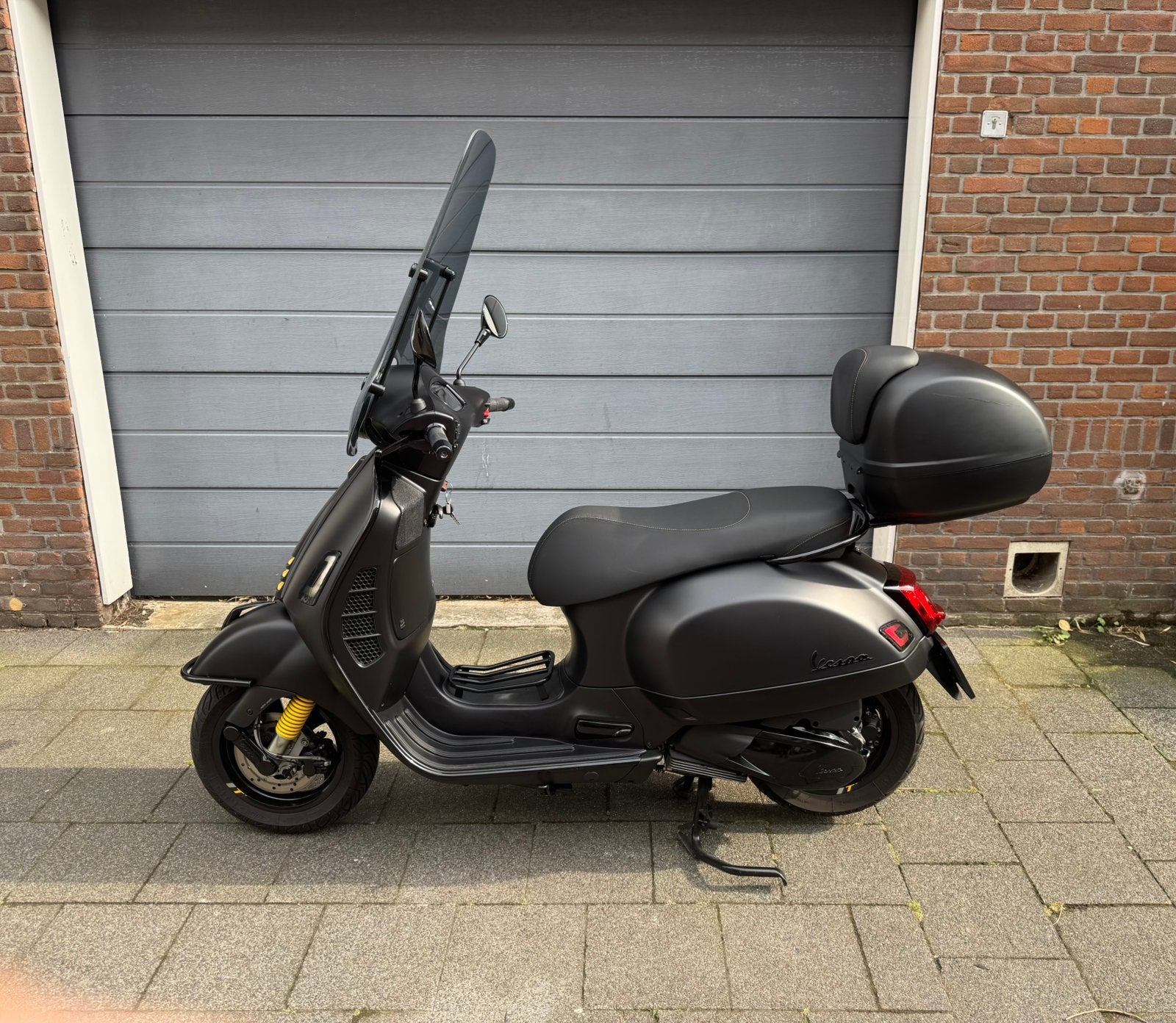 Vespa gts hpe 300 supertech-2022, Ophalen of Verzenden, Zo goed als nieuw