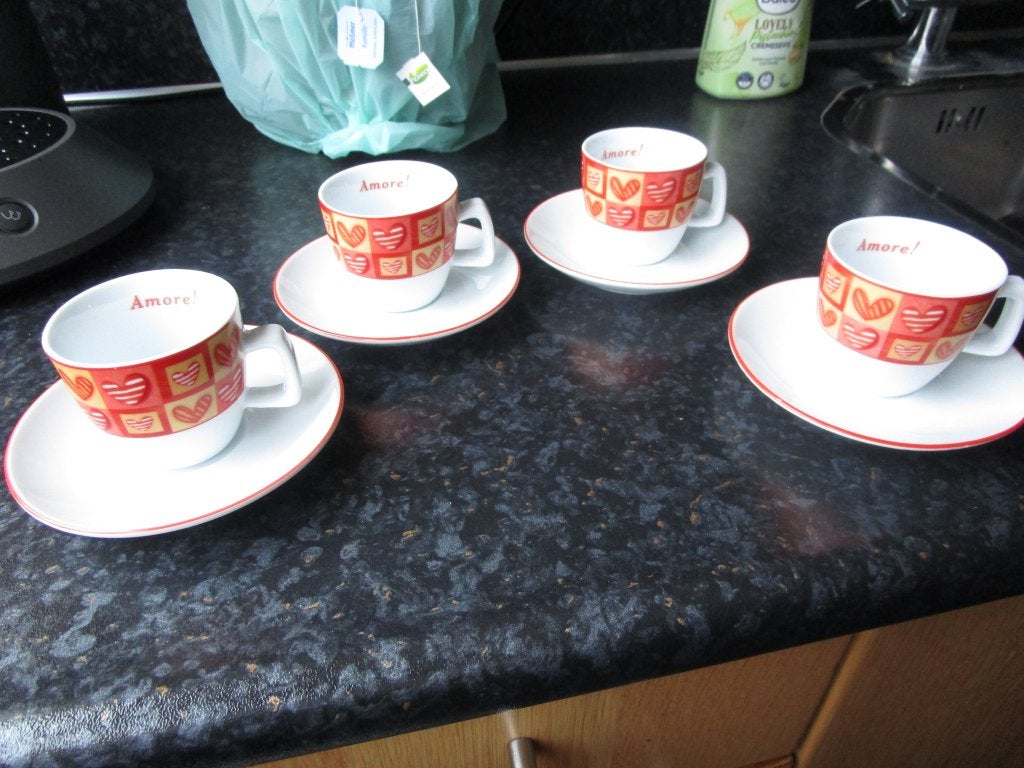 Retsch Arzberg - 4 espresso kopjes Amore, Ophalen of Verzenden, Zo goed als nieuw, Overige stijlen, Kop(pen) en/of Schotel(s)