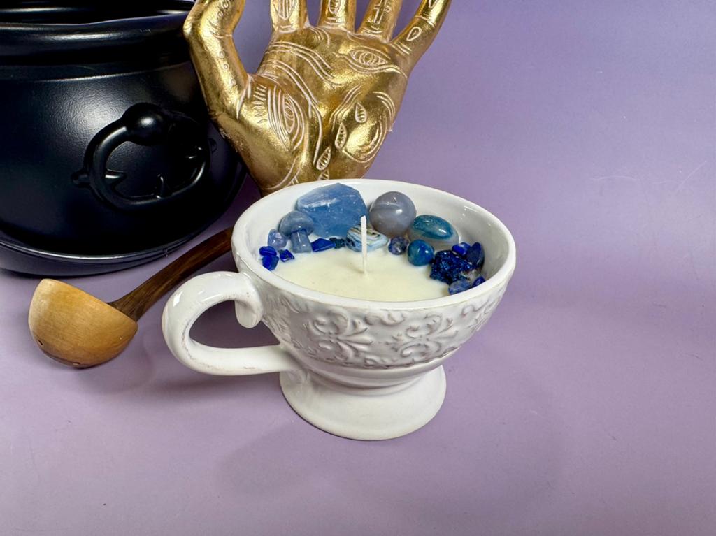 Vintage Theekop Kaars met Blauwe Kristallen – Soy Wax Candle, Overige materialen, Nieuw, Kaars, Verzenden