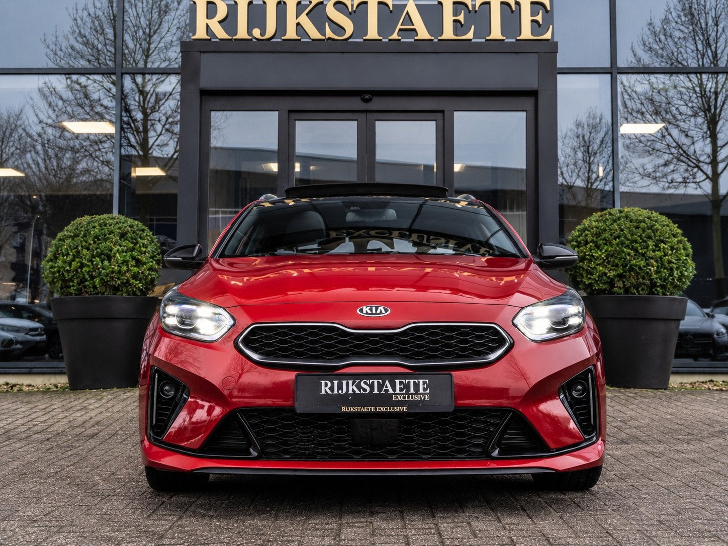 Kia ProCeed 1.4 T-GDI GT-Line|PANO|CAMERA|ACC|NAP|STUURVERW, Auto's, Dealer onderhouden, 4 cilinders, Met garantie (alle), Leder en Stof