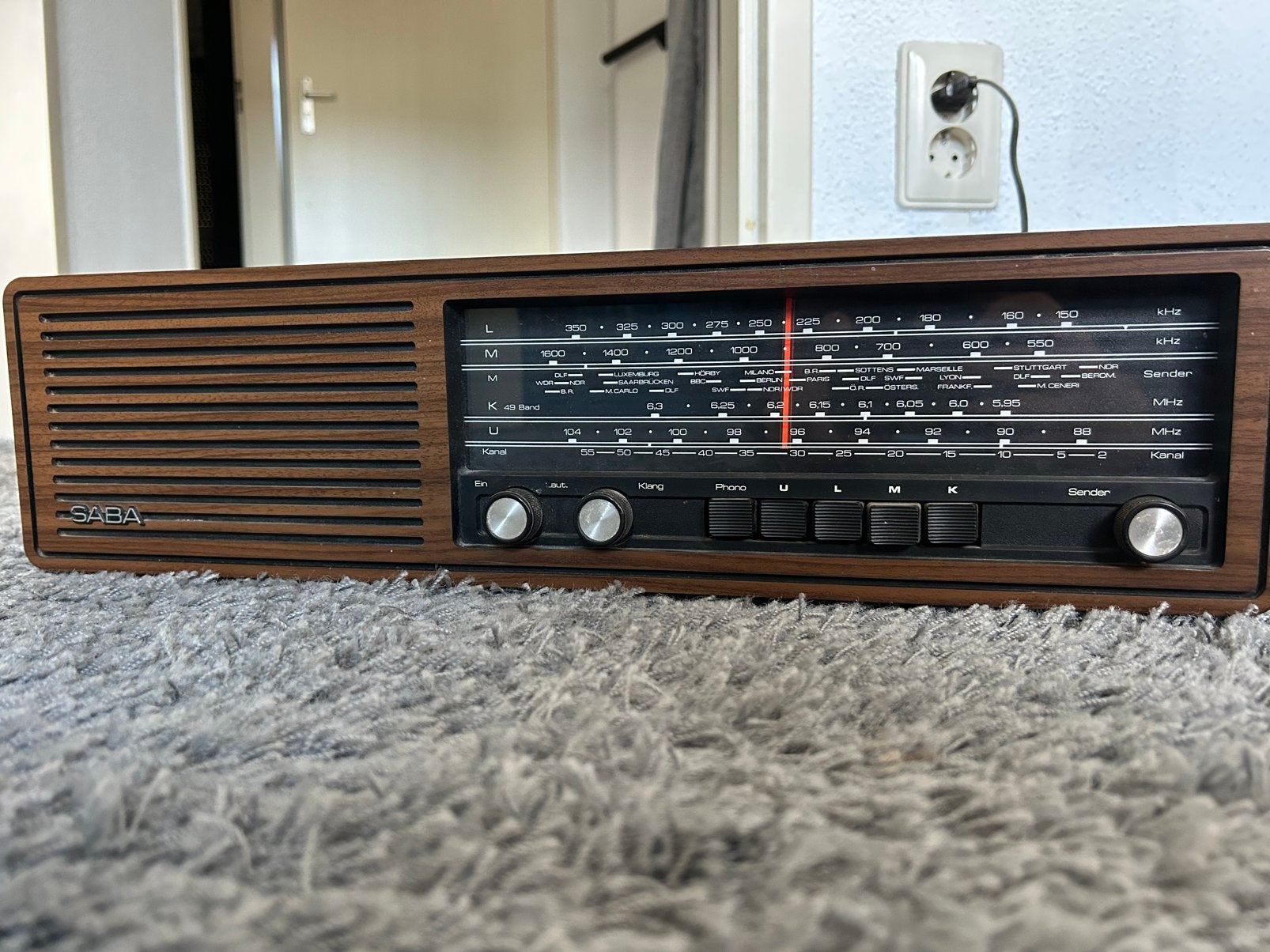 Radio Saba donau p, Ophalen of Verzenden, Gebruikt, Radio