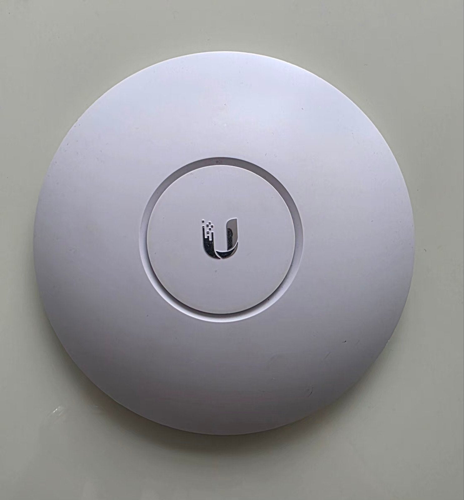 Ubiquiti UniFi AP AC LR Access Point - Zo goed als nieuw, Ophalen of Verzenden, Zo goed als nieuw, Ubiquiti