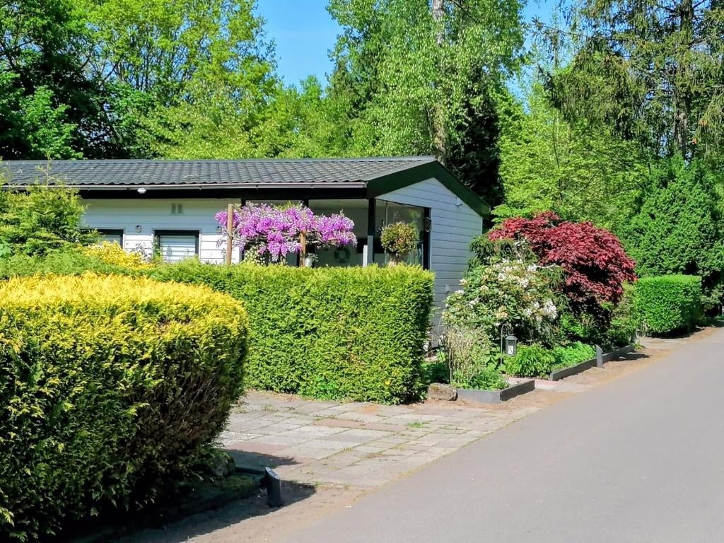 Ruim chalet in hartje Twente, Huizen en Kamers, 55 m², 2 slaapkamers, Overijssel, Verkoop zonder makelaar