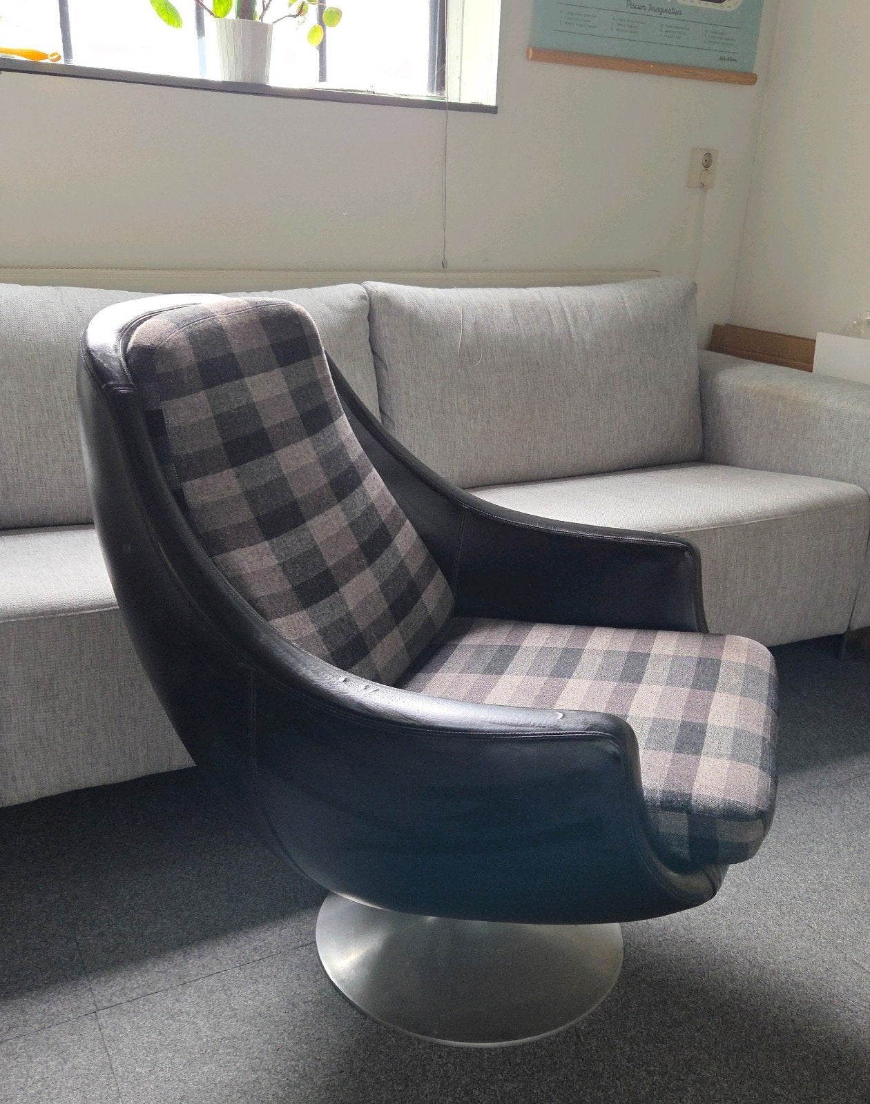 Retro Vintage draaifauteuil, Huis en Inrichting, Fauteuils, Ophalen, Gebruikt, 75 tot 100 cm, 50 tot 75 cm