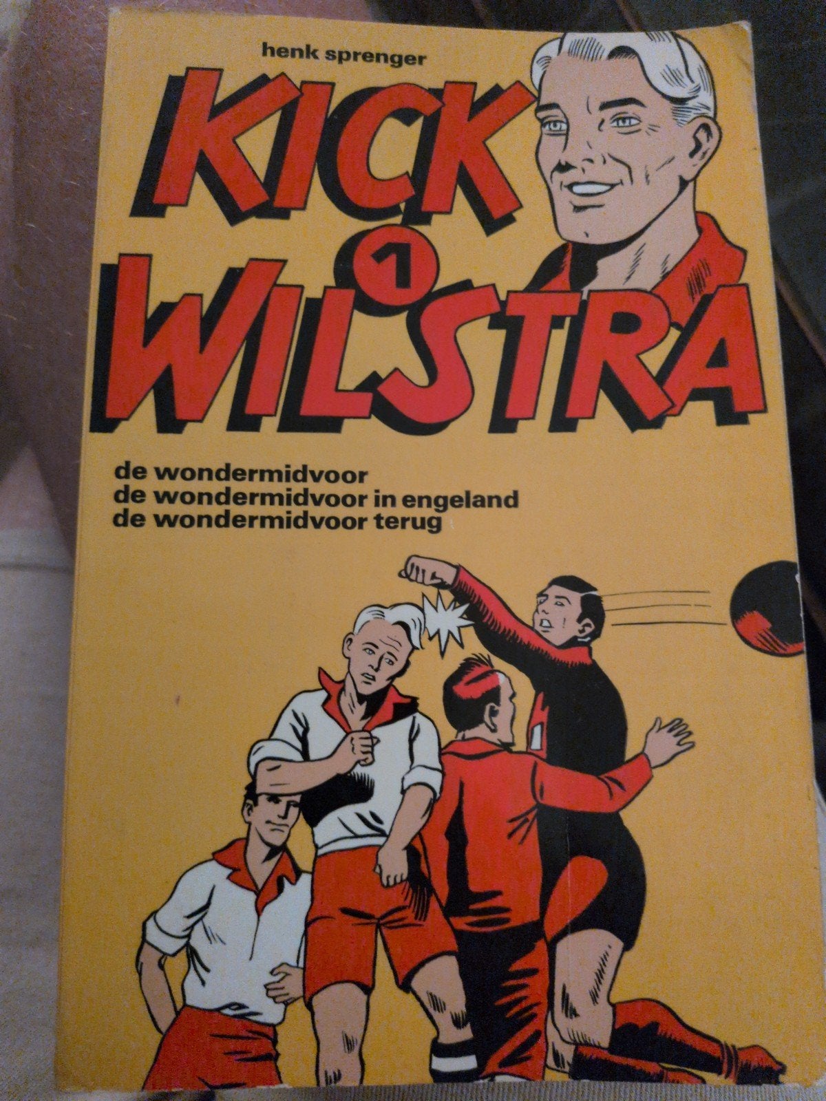 Kick Wilstra 1: De wondermidvoor - Henk Sprenger, Boeken, Eén stripboek, Henk Sprenger, Ophalen of Verzenden, Zo goed als nieuw