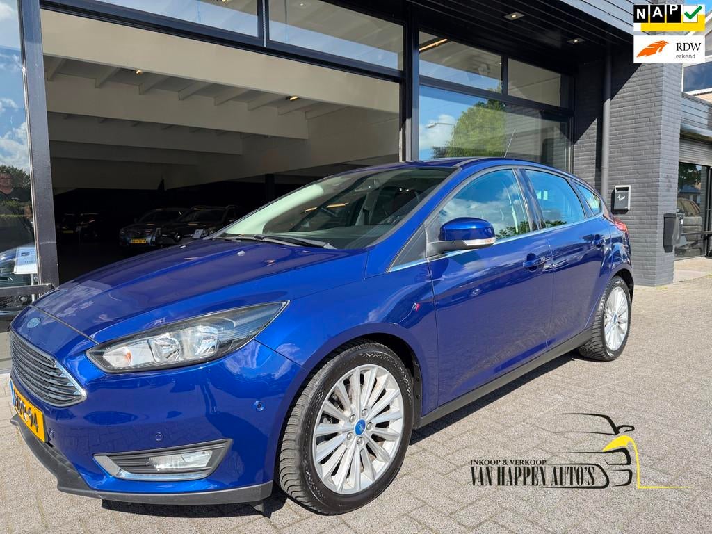 Ford Focus 1.5 Titanium Edition / apk 5-2027, 4 cilinders, 150 pk, Blauw, Leder en Stof