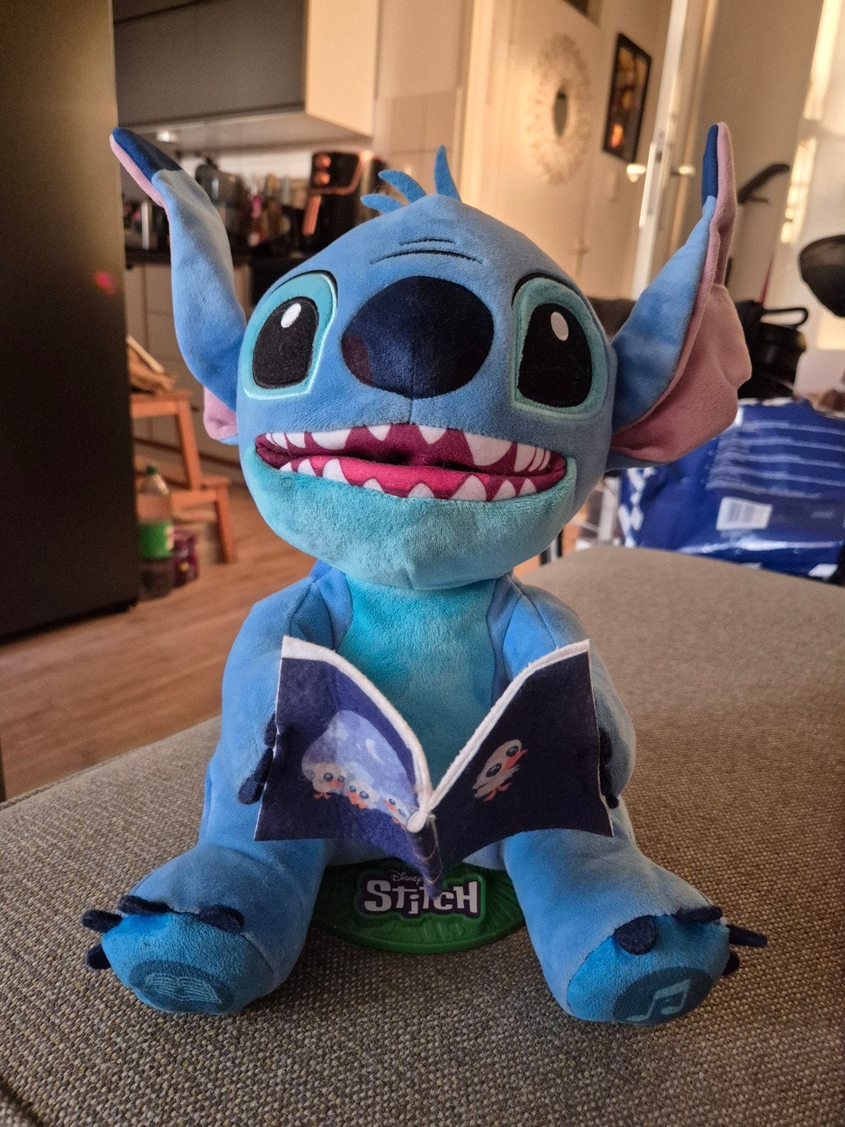 te koop Disney STiTCH verhalenverteller zgan, Kinderen en Baby's, Speelgoed | Knuffels en Pluche, Disney, Overige typen, Blauw