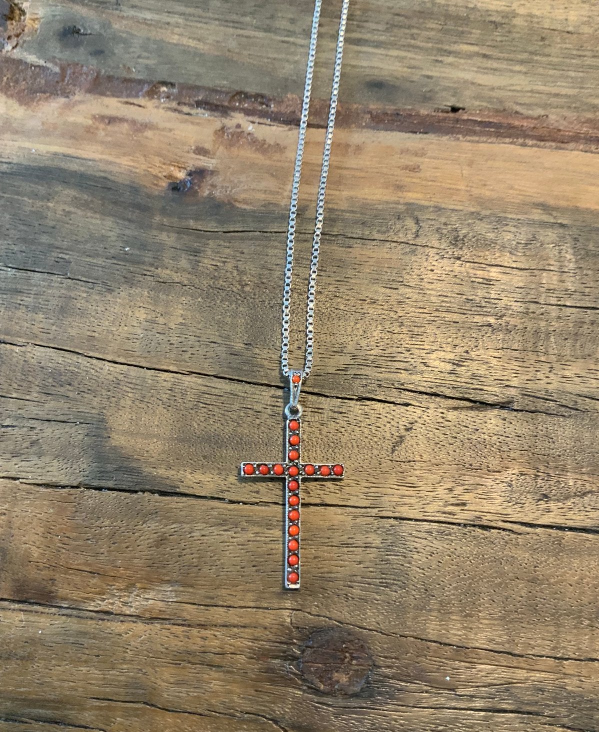 Vintage zilveren kruis hanger koraal, Ophalen of Verzenden, Zo goed als nieuw, Zilver, Kruis of Symbool