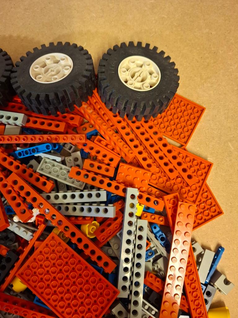 Lego 8865 Test Car. Jaren 80 Technic, Lego, 33 Bath Road, Slough, UK, Lego, Compleet