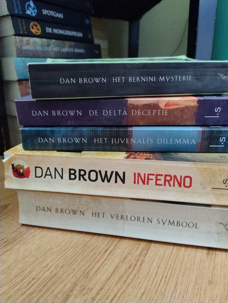 Dan Brown, Ophalen of Verzenden, Zo goed als nieuw, Dan Brown