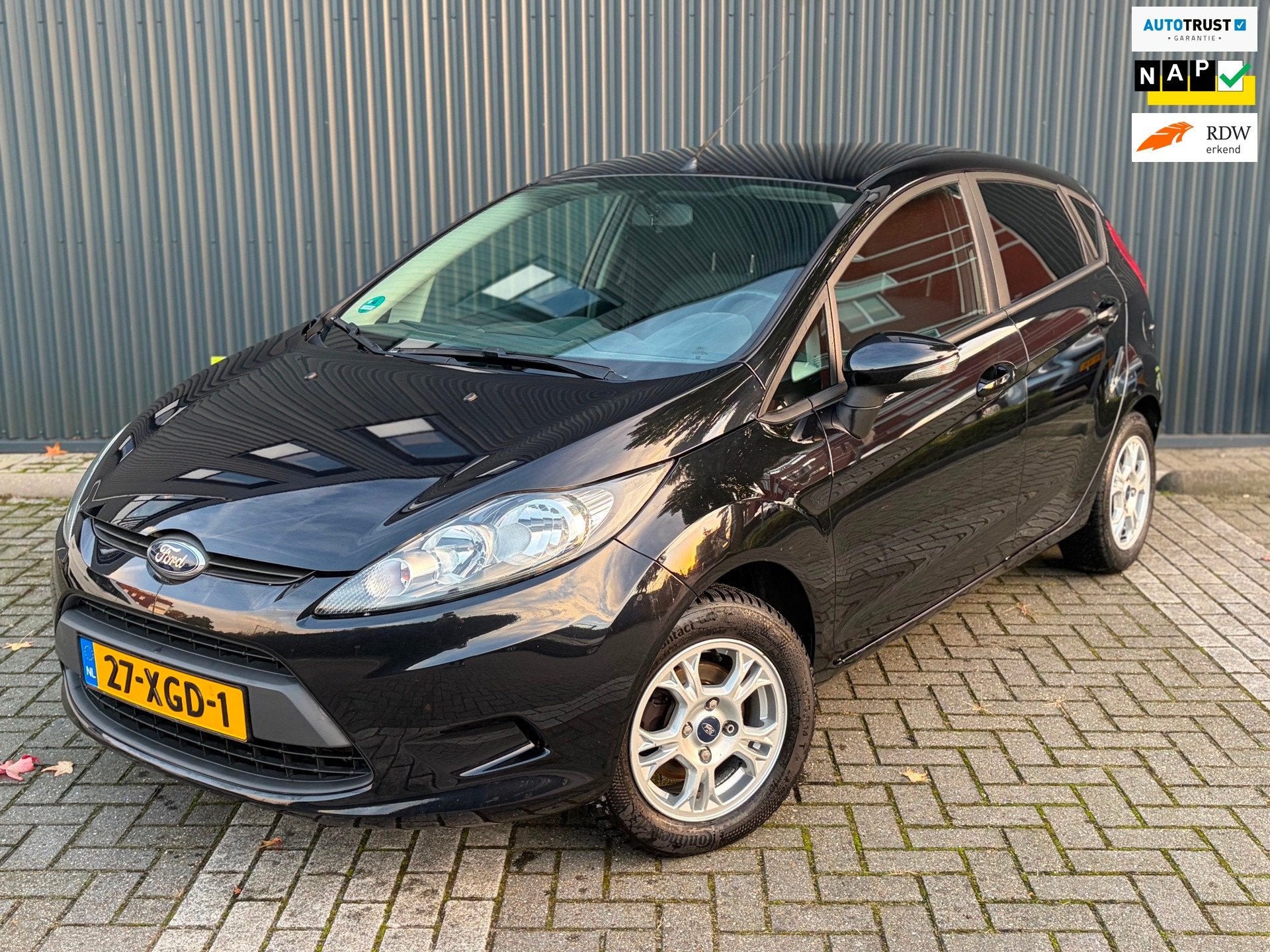Foto 2 van Ford Fiesta 1.25 | NAP Carplay Velgen PDC Airco