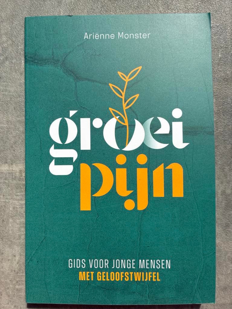 GroeiPijn: Gids voor jongeren met geloofstwijfel, Ophalen of Verzenden, Zo goed als nieuw