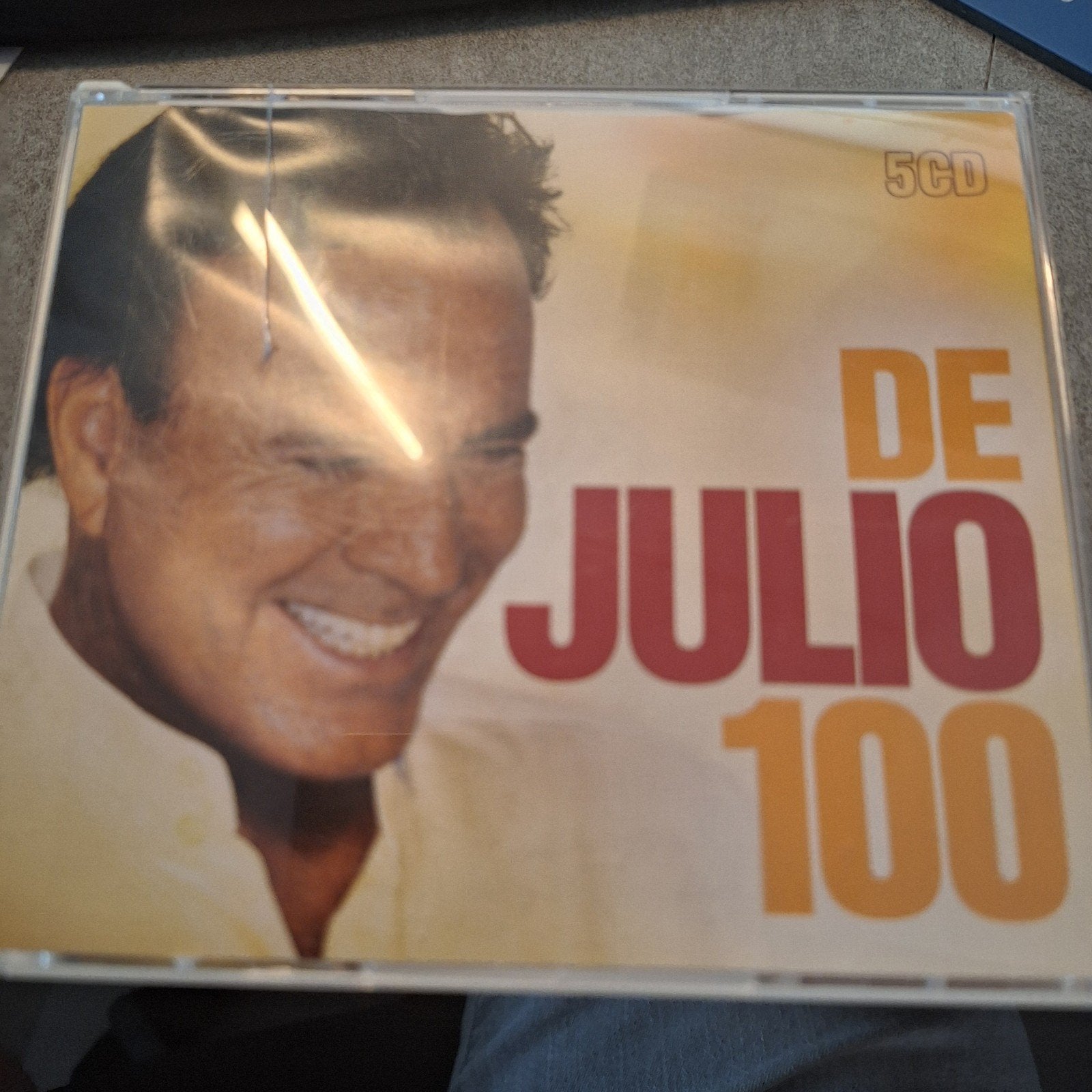 Julio Iglesias - De Julio 100 (4CD Boxset), Gebruikt, Boxset, Overige genres, Inclusief doosje