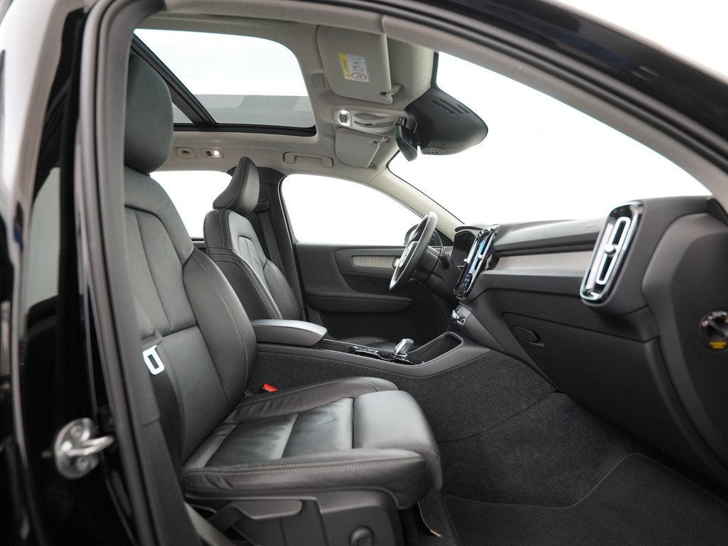 Volvo XC40 1.5 T5 Recharge Inscription | Panoramadak | Trekh, Auto's, Volvo, 12 maanden, Euro 6, 1712 kg, Zwart