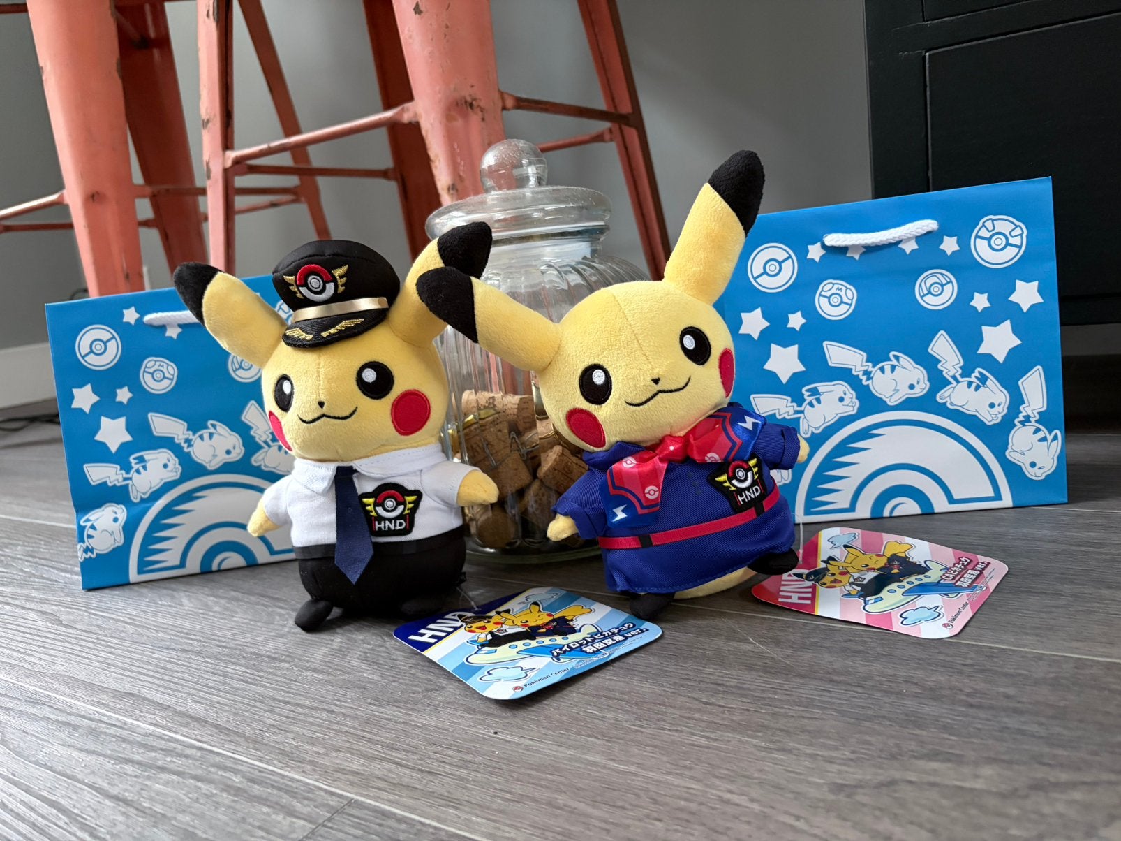 Pikachu Haneda Japan incl tag/bag vanaf 60,00 p/s limited!, Verzenden, Nieuw