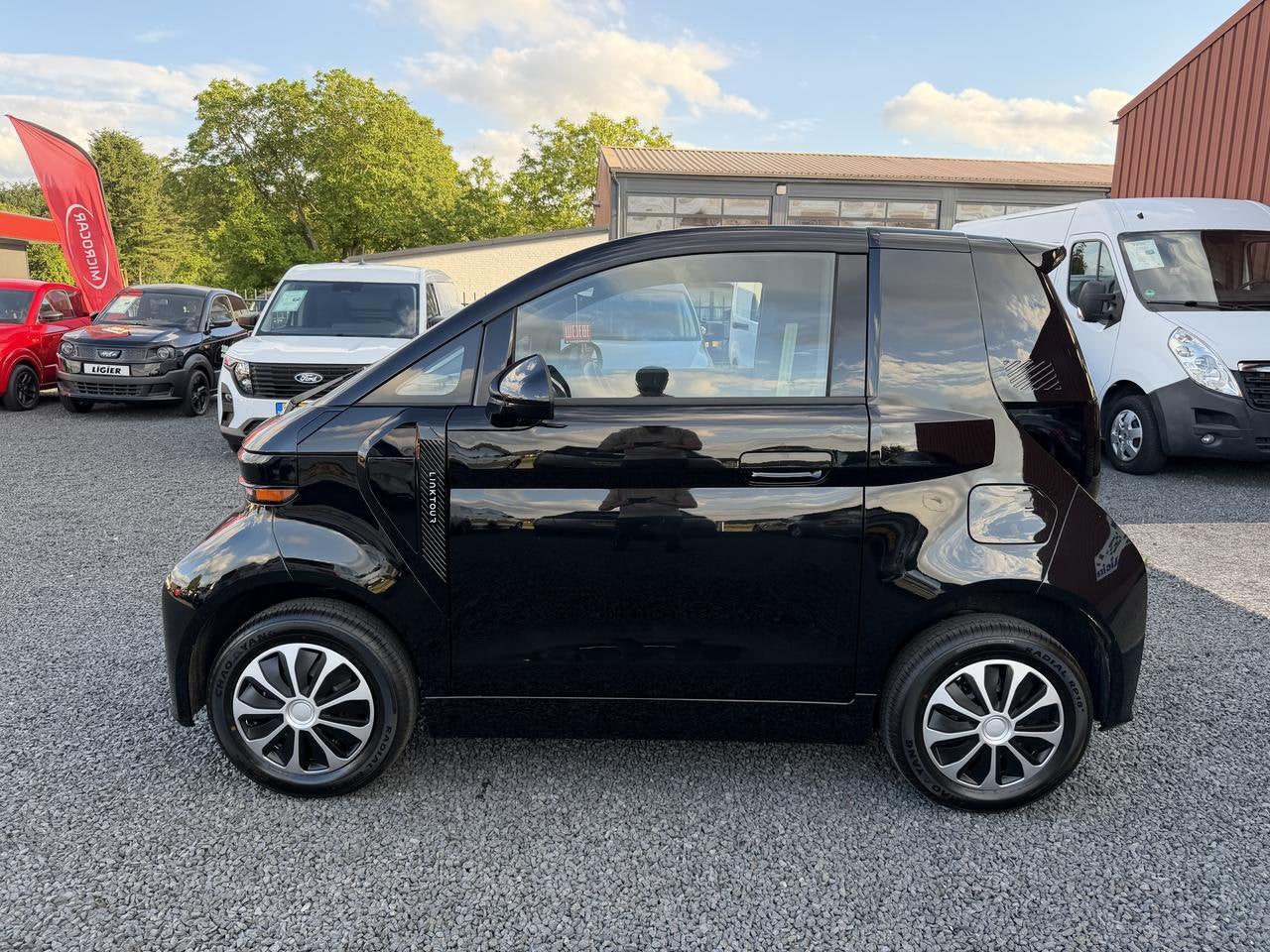 LINKTOUR ALUMI 45KM EV PRO AIRCO (bj 2026, automaat), Auto's, Overige Auto's, Gebruikt, 24 maanden, Zwart, Origineel Nederlands