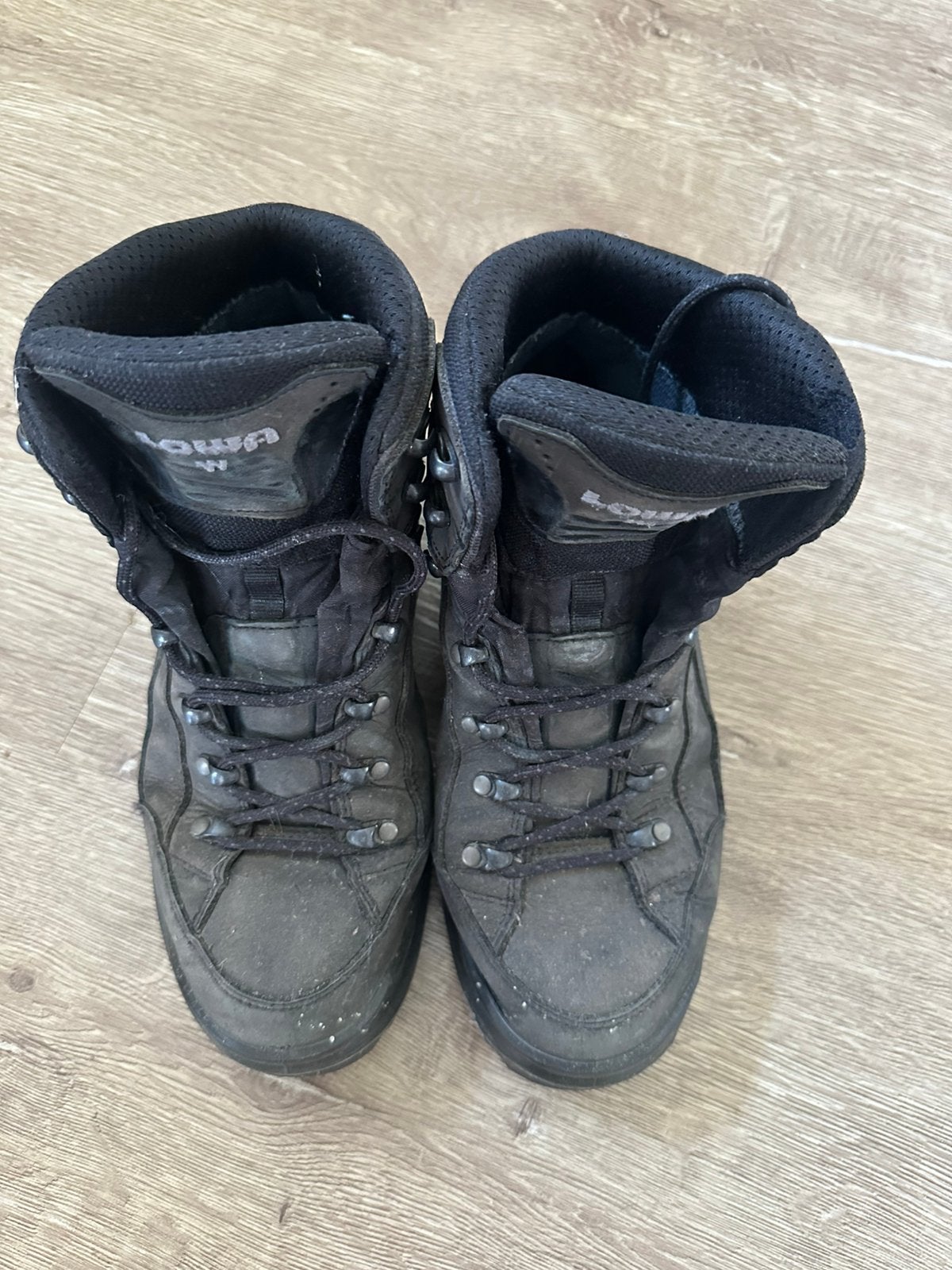 Wandelschoenen, dames merk Lowa ( nog 3 paar te koop ), Ophalen, Gebruikt, Schoenen