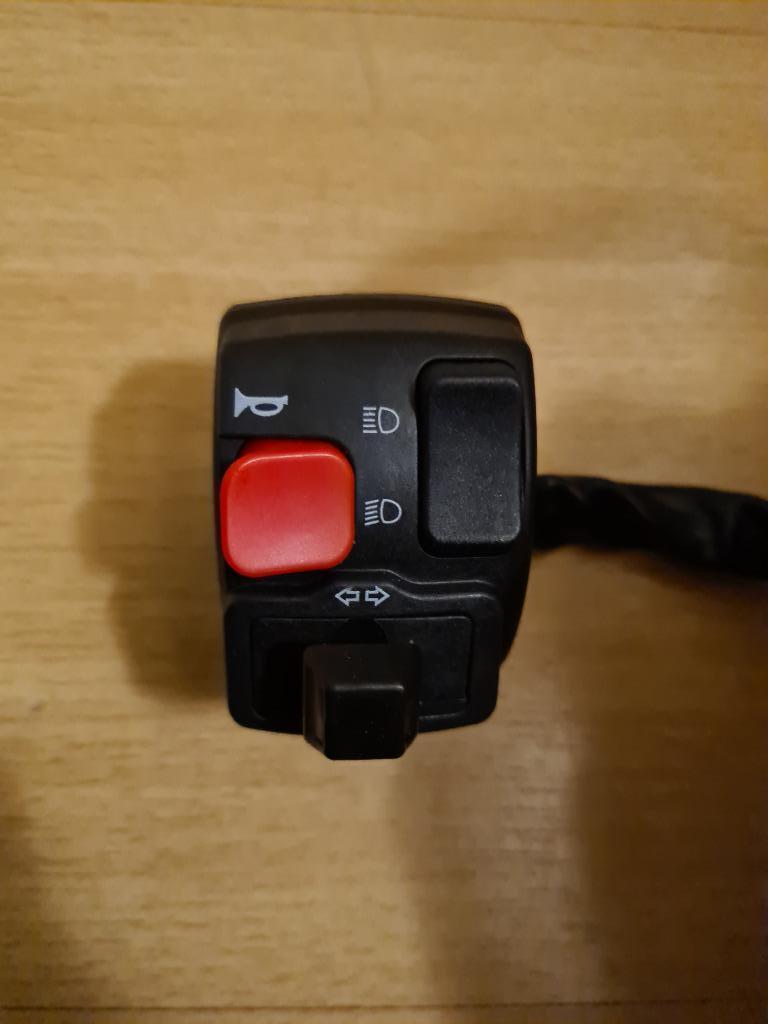 Yamaha DT Stuurschakelaar DT50 Links SM RSM / Rieju RS2, DT, Ophalen of Verzenden, >2003, Nieuw