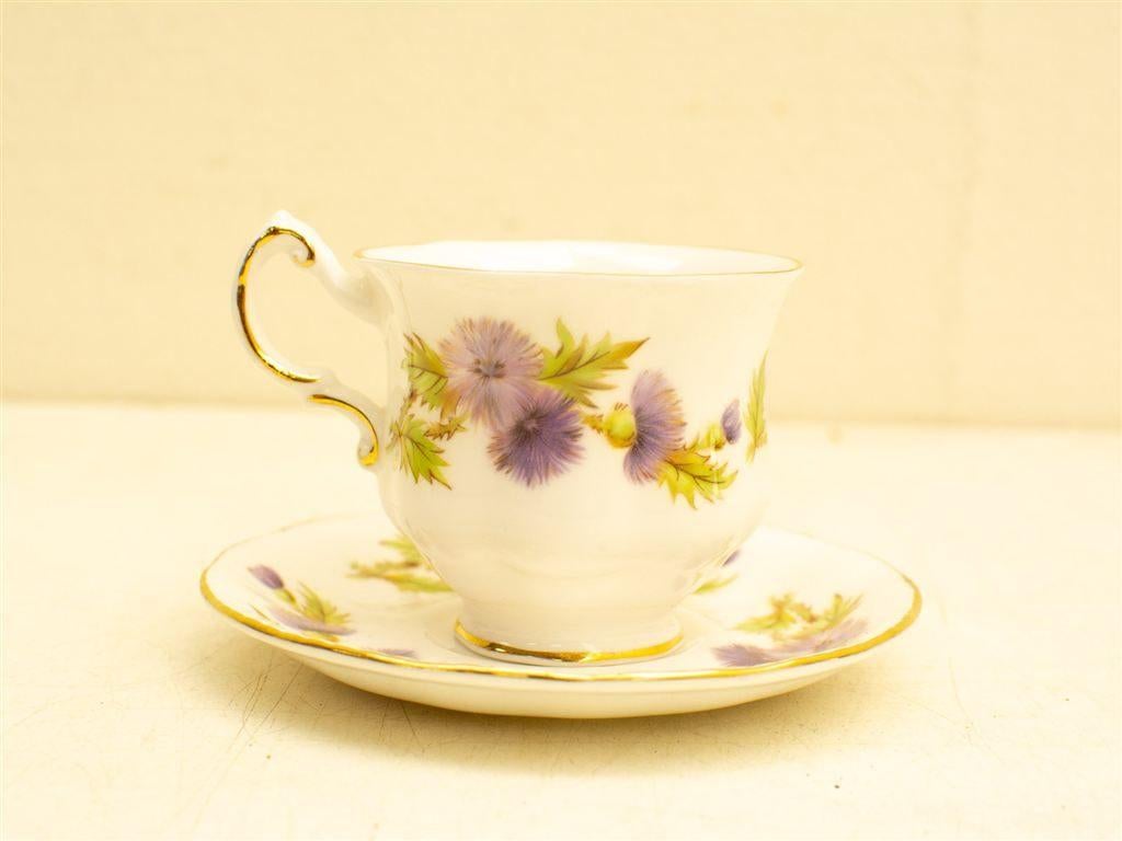 Royal stafford porseleinen kop en schoteltje 32188, Huis en Inrichting, Keuken | Servies, Gebruikt, Ophalen of Verzenden, Bord(en)