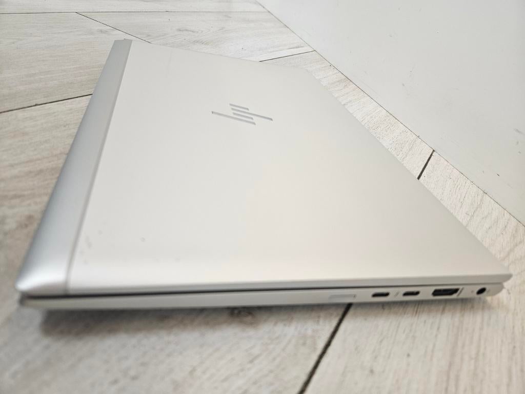 Spotprijs: Hp EliteBook 830 G8 i7-1165G7 8gb ram 256gb SSD, I7-1165G7 11e Generatie, Met videokaart, Qwerty, 8 GB