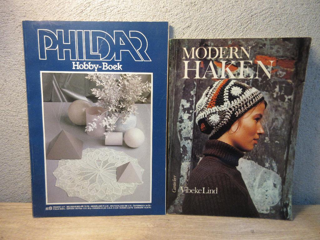Vintage boeken over haken, Ophalen of Verzenden, Gebruikt, Haken, Patroon of Boek