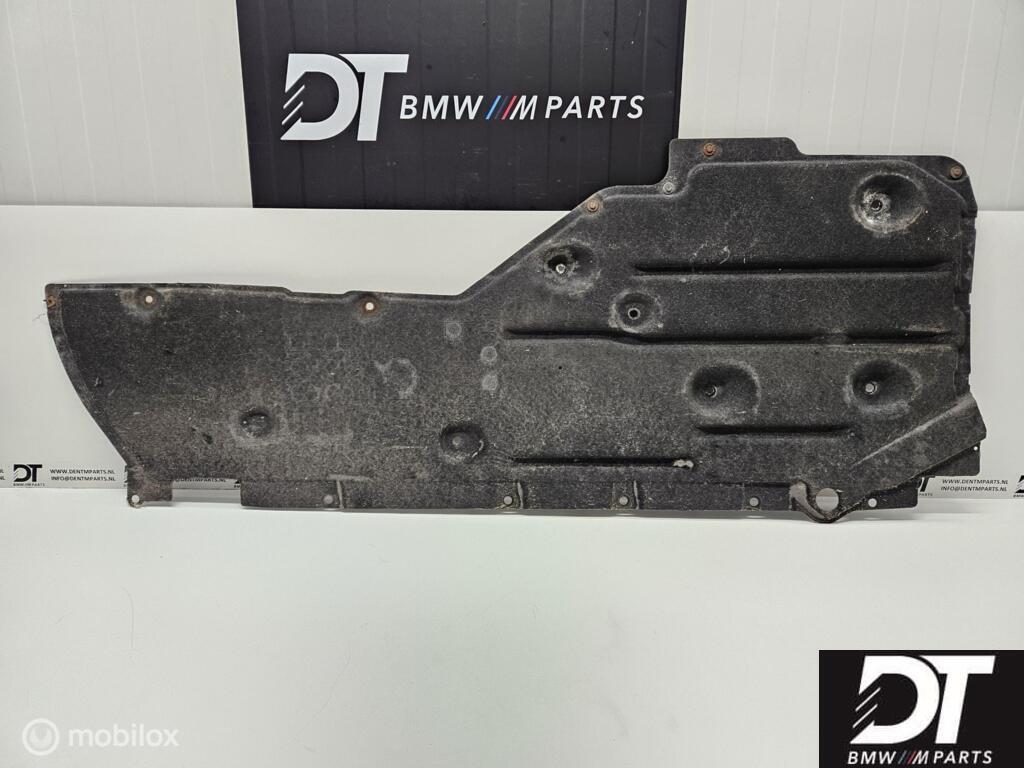 Bodemplaat rechts BMW M3 E92 S65 V8 S65B40 51758040536, Gebruikt, Ophalen of Verzenden, BMW, BMW