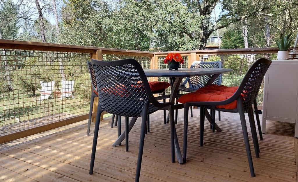 Last minute fantastisch chalet te huur in Zuid-Frankrijk, In bos, 2 slaapkamers, Recreatiepark, Languedoc-Roussillon