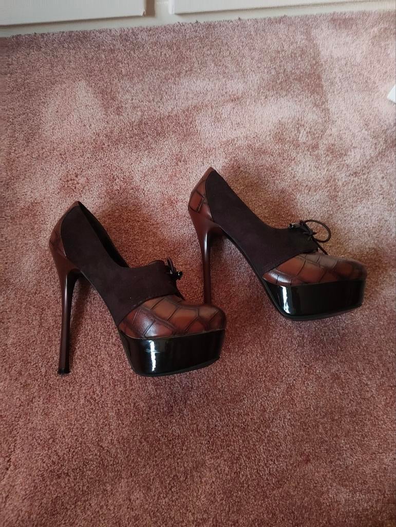 Pumps plateau zolen maat 37, Pumps, Bruin, Sequige, Ophalen of Verzenden