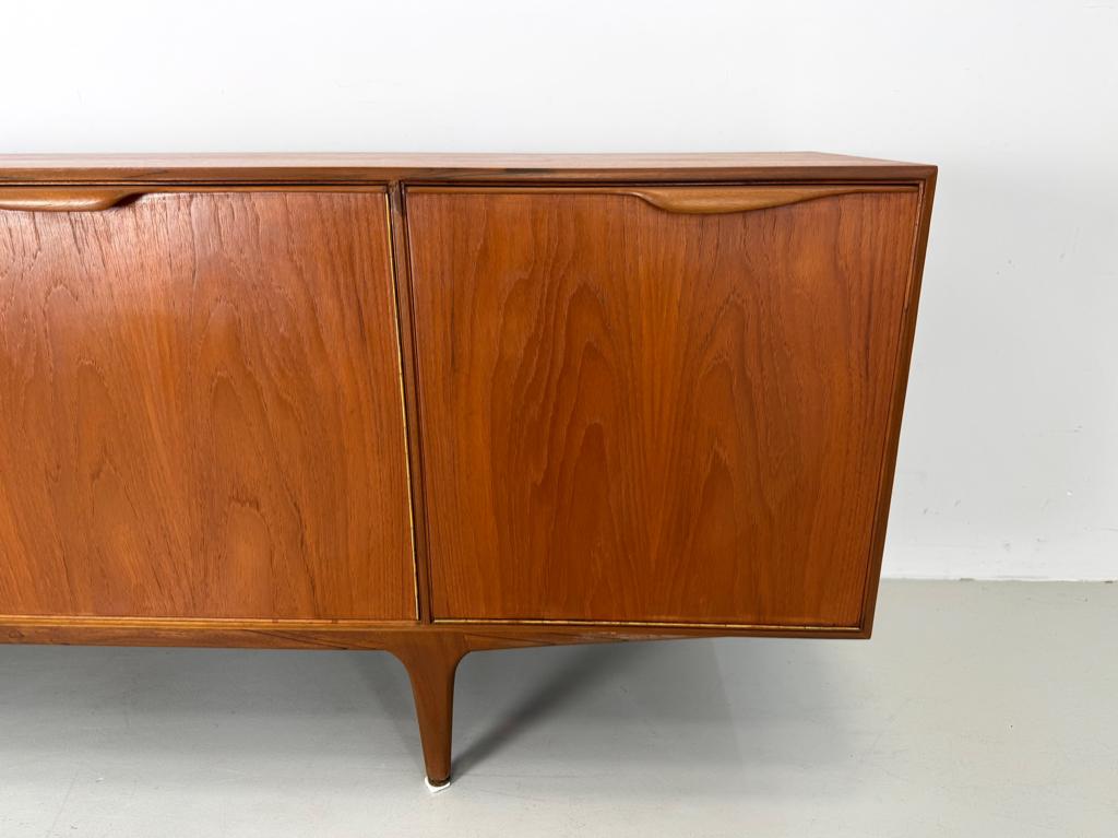 Vintage dressoir McIntosh., Verzenden, Zo goed als nieuw, 25 tot 50 cm, 150 tot 200 cm