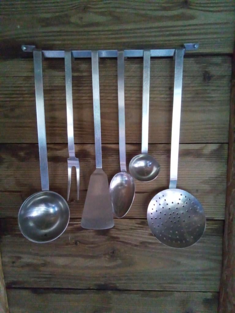 Gero zilmeta lepelrek, ophangbeugel met 6 lepels., Ophalen of Verzenden, Gebruikt, Rvs of Chroom, Bestekset