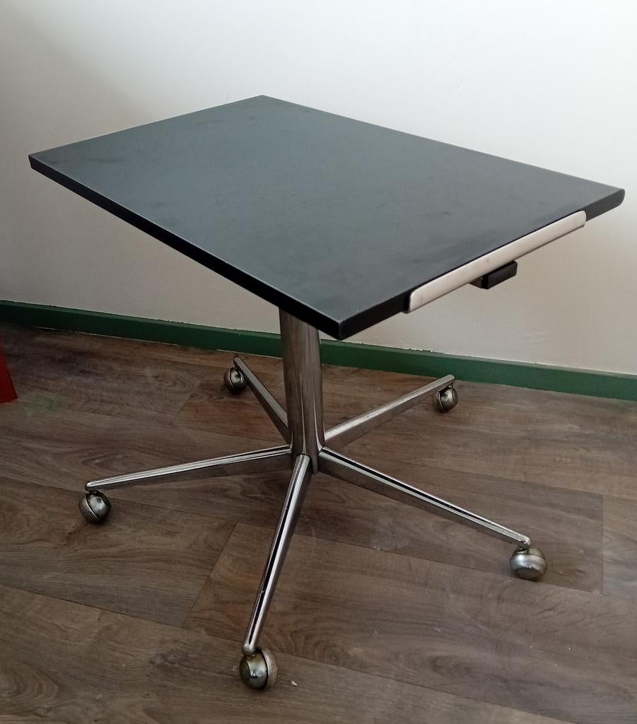 Vintage Chroom Rol TV Tafel, Ophalen of Verzenden, 25 tot 50 cm, Rechthoekig