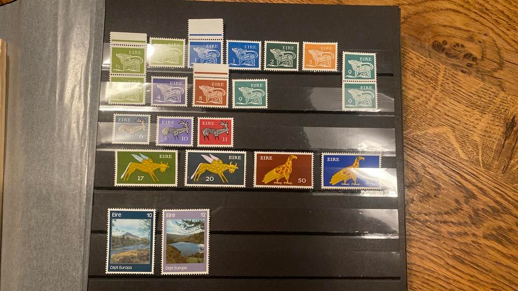 Postzegels Ierland, Postzegels en Munten, Postzegels | Volle albums en Verzamelingen, Ophalen of Verzenden, Buitenland