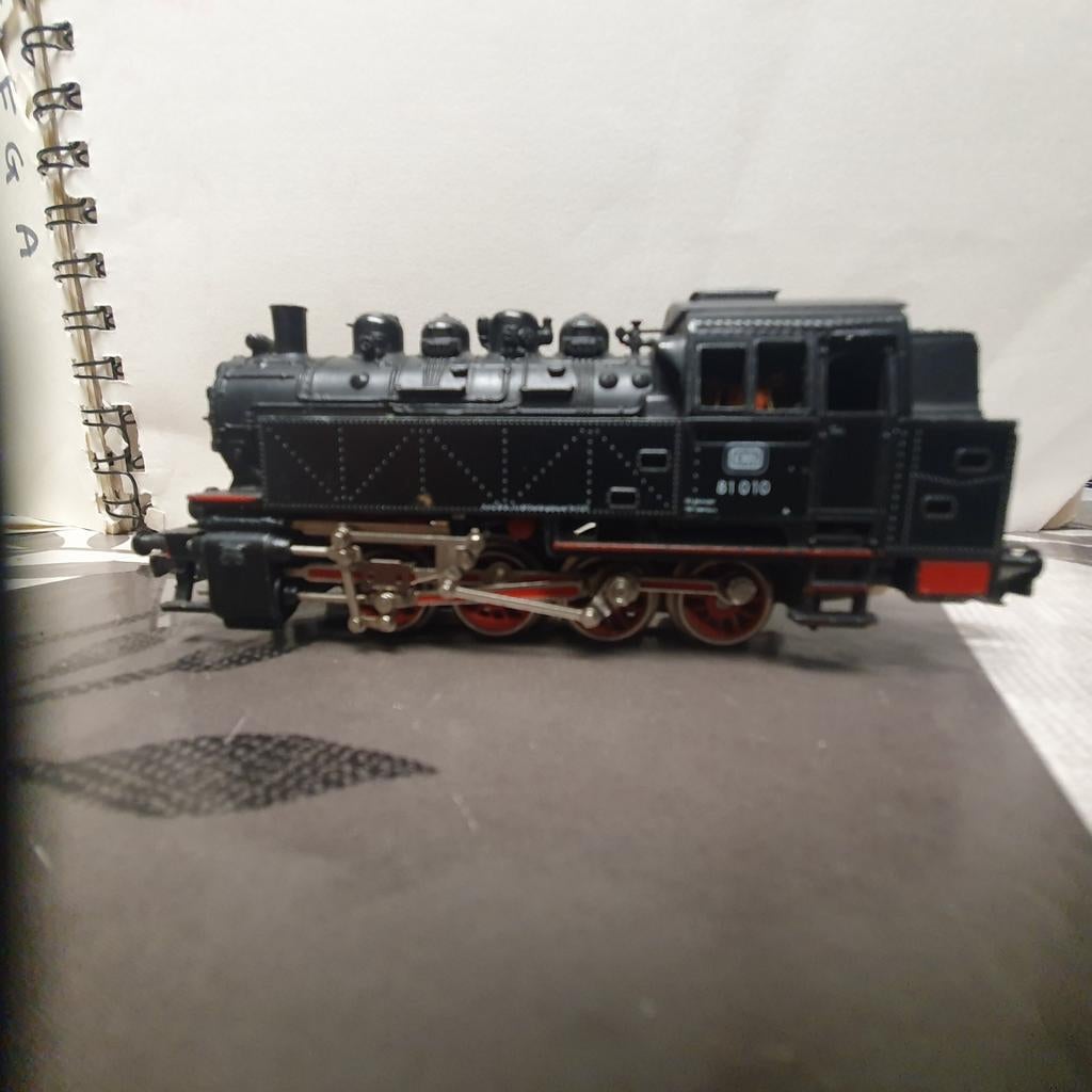 Tenderstoomlocomotief BR 81 van Marklin in H0, Hobby en Vrije tijd, Modeltreinen | H0, Wisselstroom, Locomotief, Ophalen of Verzenden
