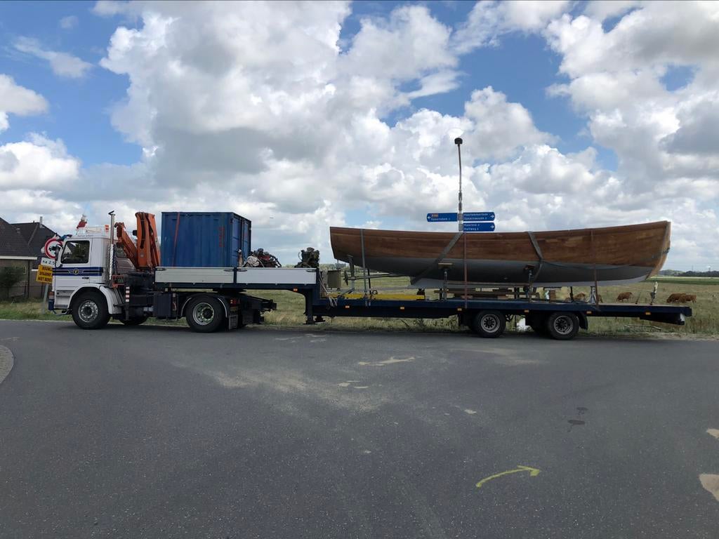 Transport voor diverse doeleinden. Speciaal boten., Diensten en Vakmensen