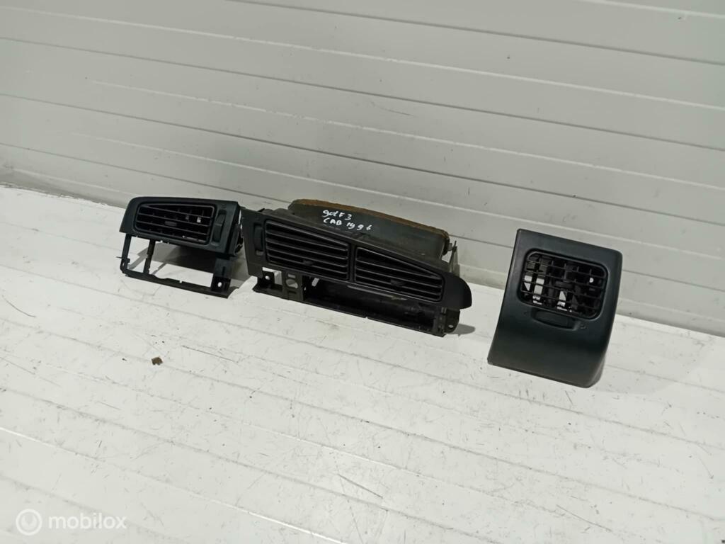 Luchtrooster dashboard Volkswagen Golf 3, Gebruikt, Ophalen of Verzenden