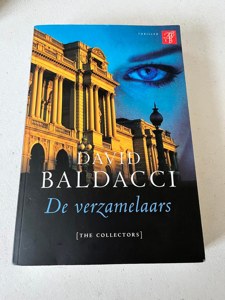 De Verzamelaars - David Baldacci Thriller, Ophalen of Verzenden, Zo goed als nieuw, Nederland