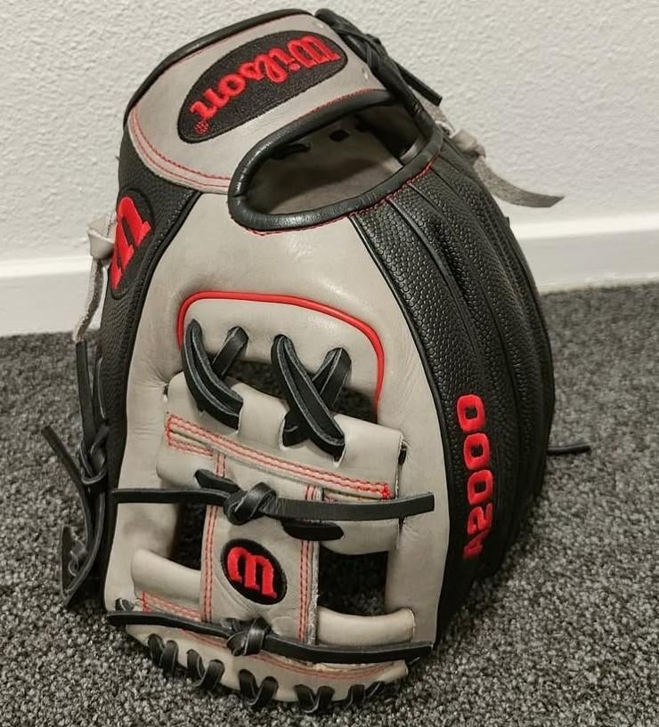 11,25" Wilson A2000 handschoen, z.g.a.n., Ophalen of Verzenden, Zo goed als nieuw, Honkbal, Handschoen