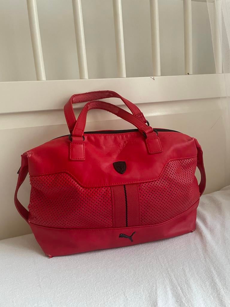 Puma x Ferrari Sporttas (good for DIY Project) TILL 26th FEB, Ophalen of Verzenden, Gebruikt, Rood, Handtas