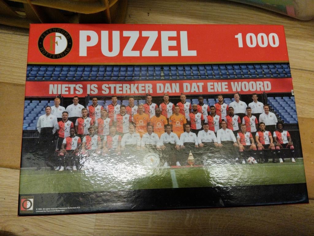 Feyenoord puzzel 1000 stukjes, Ophalen of Verzenden, 500 t/m 1500 stukjes, Gebruikt, Legpuzzel