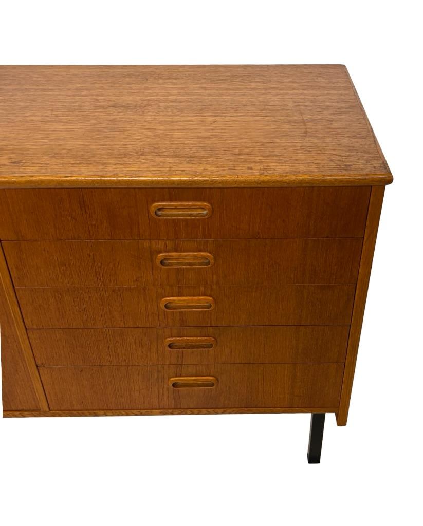 Vintage Dressoir Lowboard Tv Meubel Jaren 60 Teak Fineer, Gebruikt, Vintage, 25 tot 50 cm, Met deur(en)
