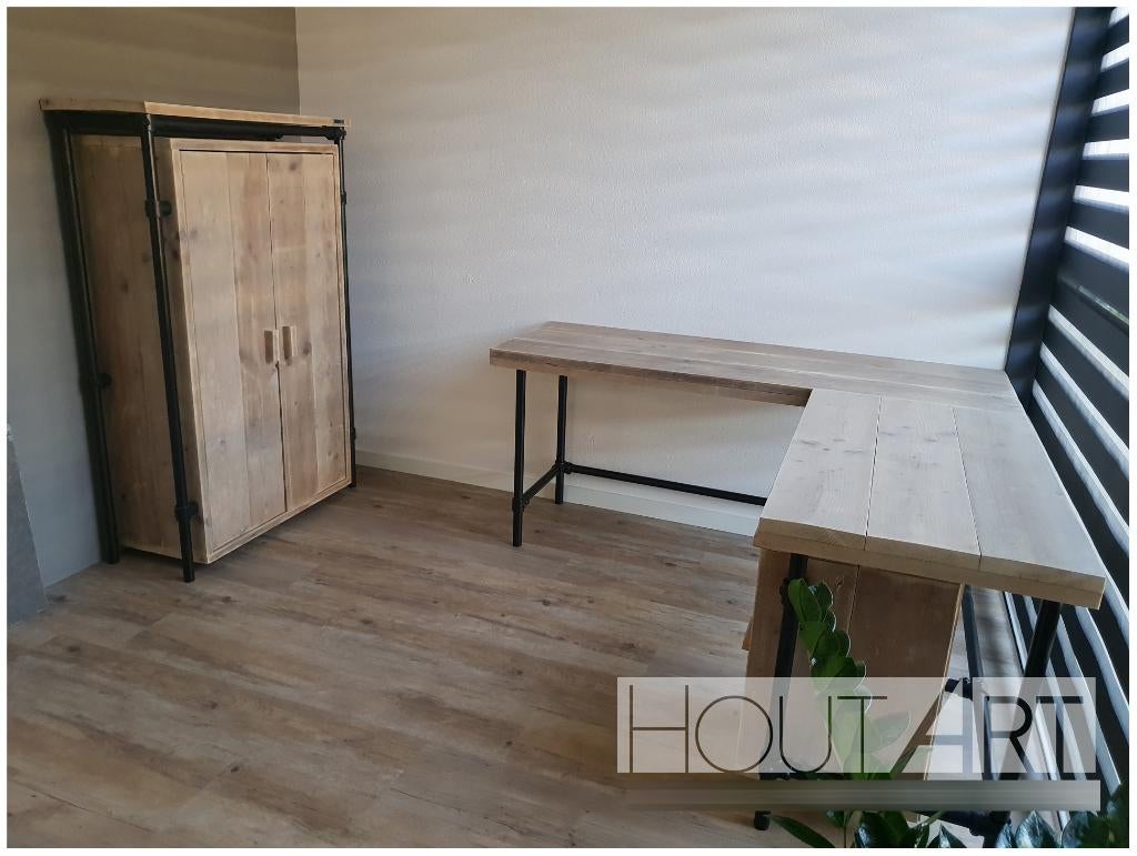Hoge kast steigerbuis met steigerhout!, Ophalen of Verzenden