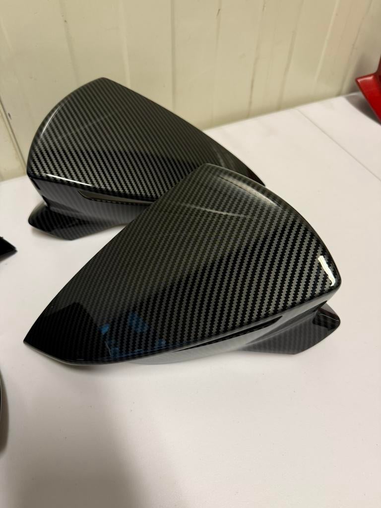 Seat Leon spiegelkappen zwart en carbon, Auto-onderdelen, Spiegels, Seat, Nieuw, Ophalen