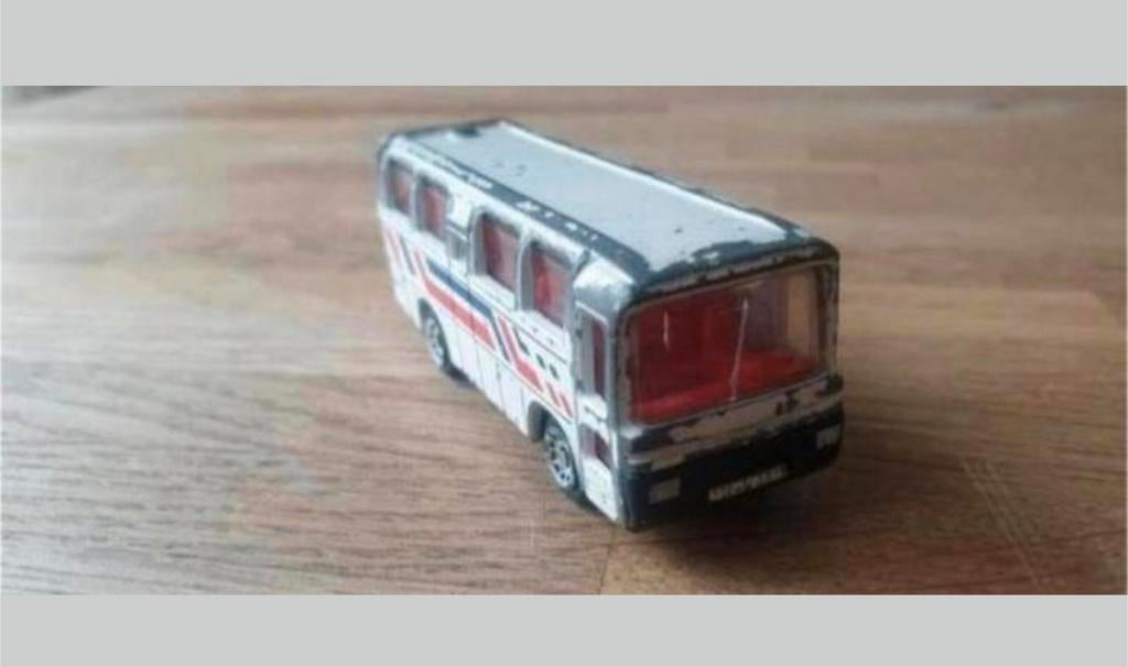 Siku 0806 Mercedes-Benz Reisebus (Bus Coach) – W. Germany, Hobby en Vrije tijd, Modelauto's | Overige schalen, Ophalen of Verzenden